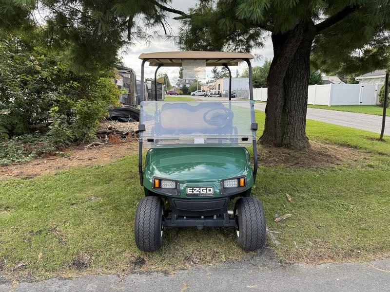 2014 EZGO TXT photo 2