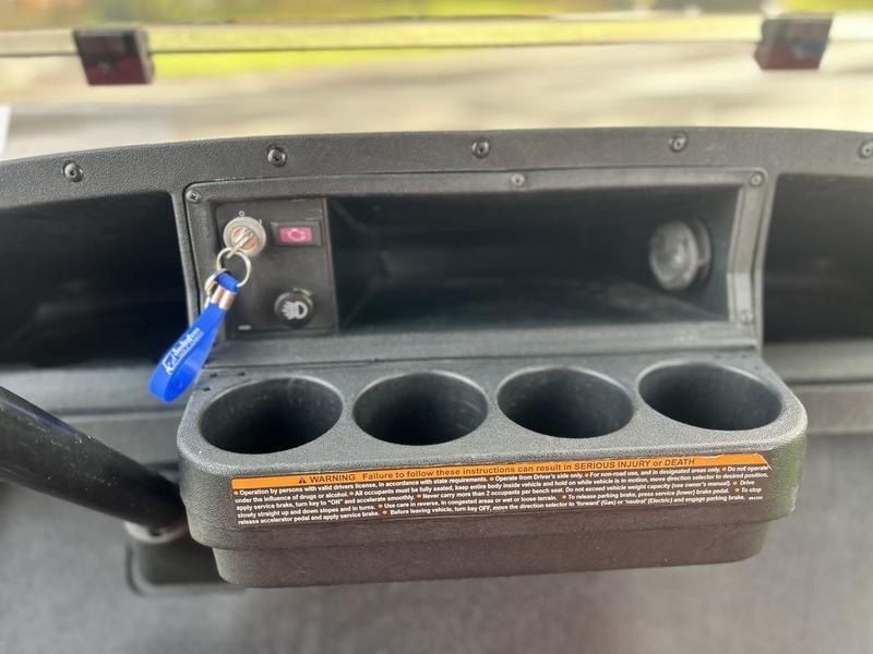 2021 EZGO TXT photo 4