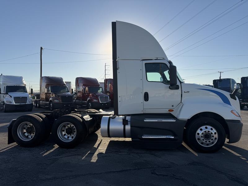 2022 International LT in Dallas — photo 2