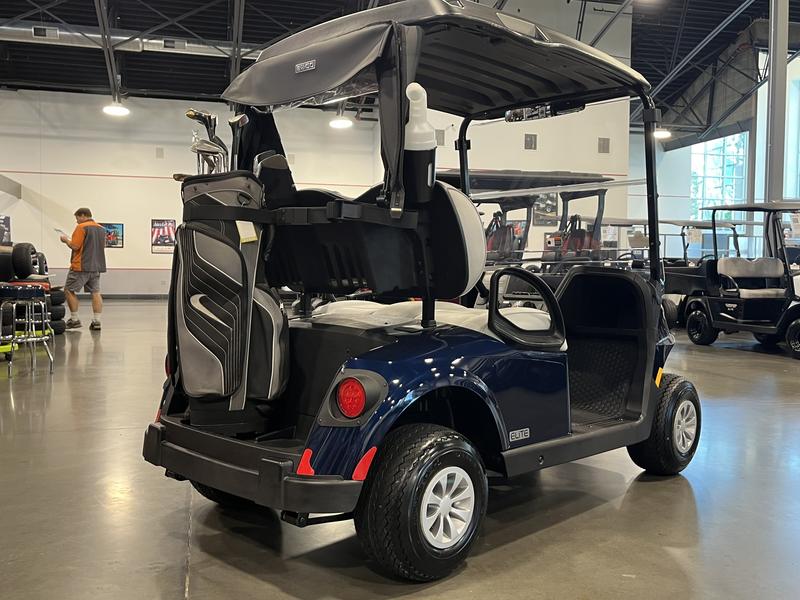 2027 EZGO RXV photo 9