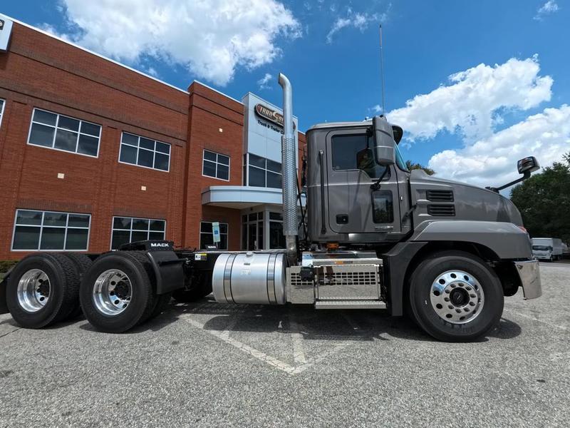 2026 Mack Anthem in Raleigh, NC — photo 7