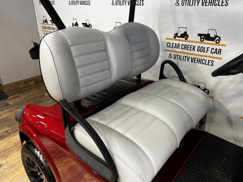 2026 EZGO RXV photo 3